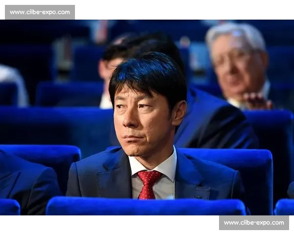 韩媒：申台龙明确否认中国足协邀约 称 “未收到任何报价”