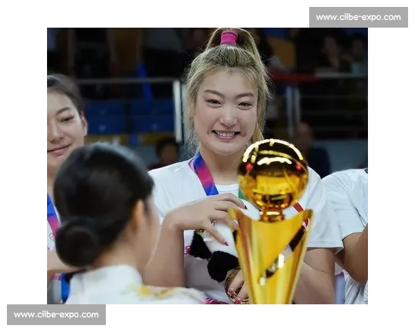 宫鲁鸣确认李梦因膝伤无缘亚洲杯 中国女篮锋线核心缺阵