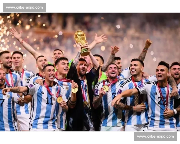 梅西中框 + 造险！乌斯塔里神扑 迈阿密 0-0 开罗国民世俱杯首战