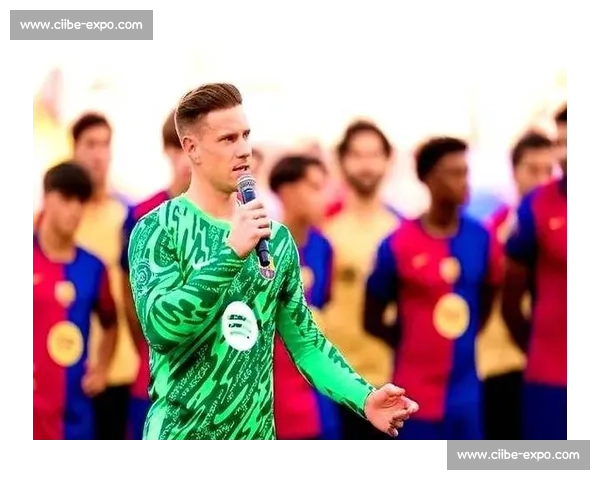 霍安 - 加西亚正式加盟巴萨!签约至 2031 年,扑救王回归诺坎普 霍安 - 加西亚正式加盟巴萨!签约至 2031 年,扑救王回归诺坎普